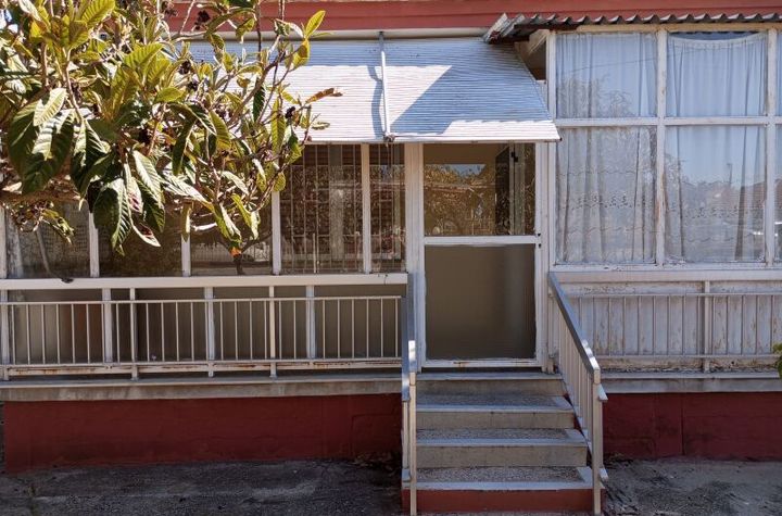 Casă parter 52 mp pe teren 1028 mp în Mesokomi anunturi imobiliare Grecia