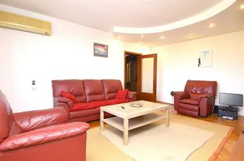 Apartament 3 camere de vanzare UNIRII - Bucuresti anunturi imobiliare Bucuresti