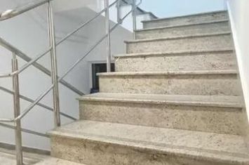 Central - zona Tribunal - disponibil intre 30 mp  si 450 mp anunturi imobiliare Mures