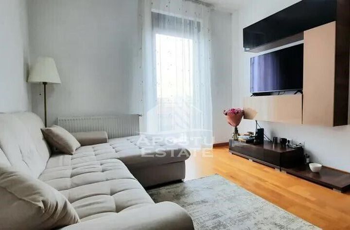 Apartament cu 2 camere, semidecomandat, zona Dumbravita anunturi imobiliare Timis