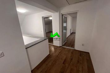 Vilă - 6 camere de vanzare CALEA DUMBRAVII - Sibiu anunturi imobiliare Sibiu