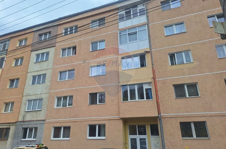 Apartament decomandat, doua bai,  de 70 mp utili in Sibiu anunturi imobiliare Sibiu