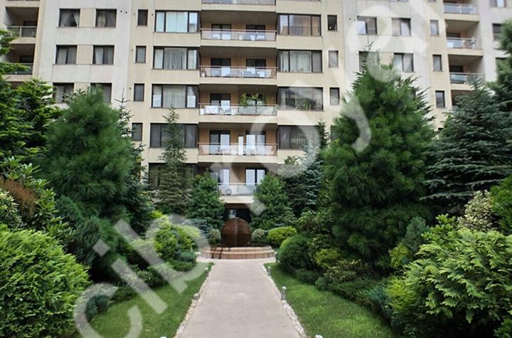Inchiriez apt. lux 2 cam. Aviatiei-Herastrau, Str. Zagazului 13-19, North Area Lake View, TOTUL NOU,PRIMA INCHIRIERE dupa renovarea completa,bloc 2011, la 7 minute metrou Aurel Vlaicu. anunturi imobiliare Bucuresti