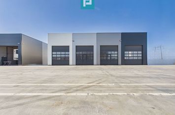 Hală 285 mp la Centura Nord anunturi imobiliare Arad