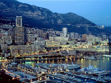 Monaco rămâne cea mai scumpă piaţă a proprietăţilor de lux