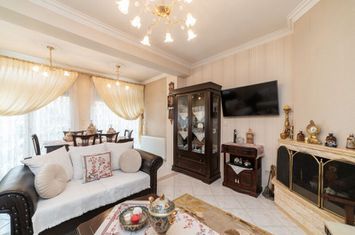 Mezonetă 130 mp, 3 niveluri în Nea Peramos anunturi imobiliare Grecia