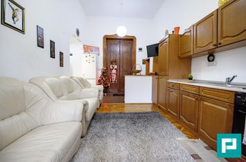 Apartament 2 camere ultracentral anunturi imobiliare Arad