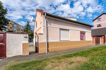 Ocazie Casa de caramida pe strada Plopilor in Vlaicu Comision 0 anunturi imobiliare Arad
