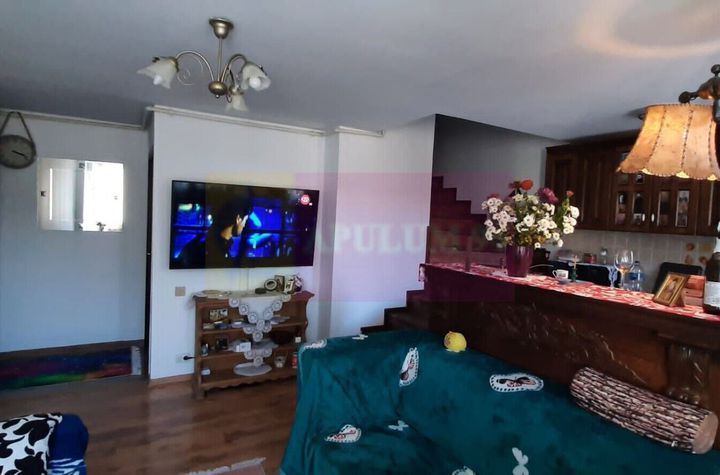 Apartament 3 camere ~80mp Metrou Aparatorii Patriei anunturi imobiliare Bucuresti