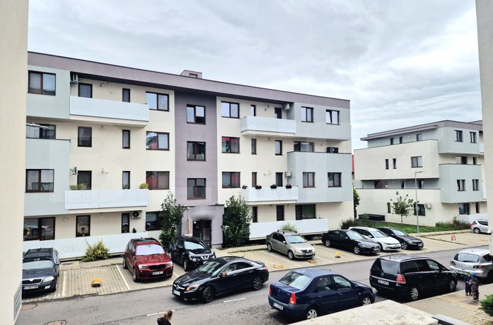 Apartament 3 camere de vanzare FLORESTI - Cluj anunturi imobiliare Cluj