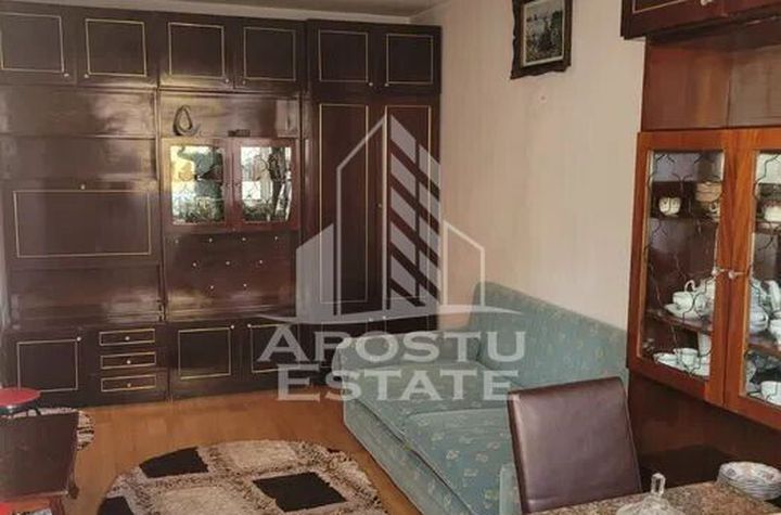 Apartament cu 1 camera, zona UMT, Etaj 1 anunturi imobiliare Timis