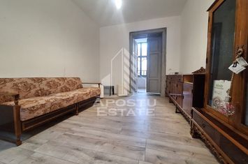 Apartament 4 camere, 128 mp utili, zona Centrala.  COMISION 0 anunturi imobiliare Arad