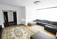 550 €, Apartament 4 camere