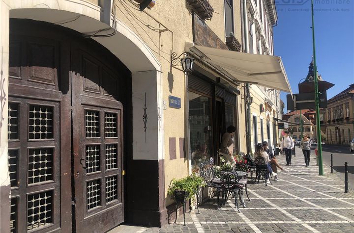 Apartament 3 camere de vanzare ULTRACENTRAL - Brasov anunturi imobiliare Brasov