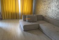 64.000 €, Garsonieră