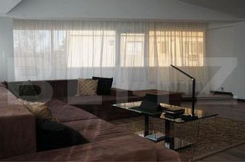 Apartament 5 camere de vanzare SUCEAVA - Suceava anunturi imobiliare Suceava