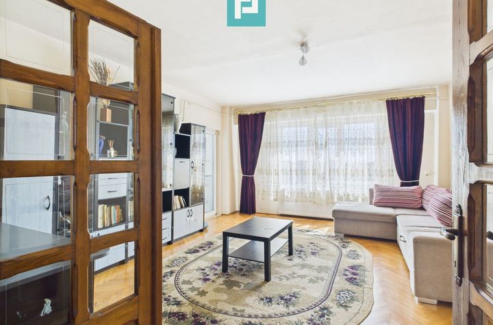 Apartament spațios cu 3 camere decomandate Lipovei anunturi imobiliare Timis
