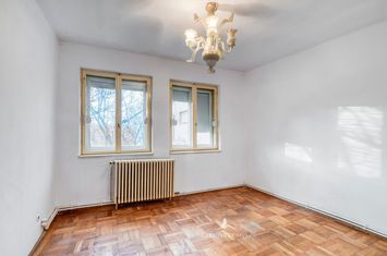 Apartament cu 3 camere, Soseaua Alexandriei - Giurgiu anunturi imobiliare Giurgiu