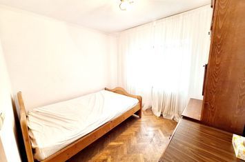 Apartament 3 camere, parter, 66 mp, zona Mehedinti / Manastur anunturi imobiliare Cluj