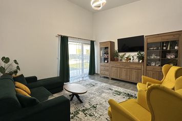 Casă - 4 camere de vanzare SASAR - Maramures anunturi imobiliare Maramures