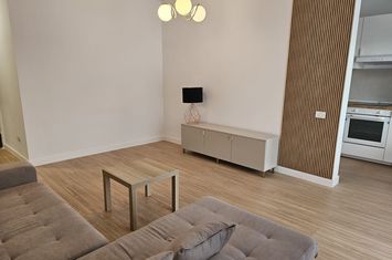 Bucurestii Noi-Damaroaia, 3 camere, prima inchiriere, garaj, curte anunturi imobiliare Bucuresti