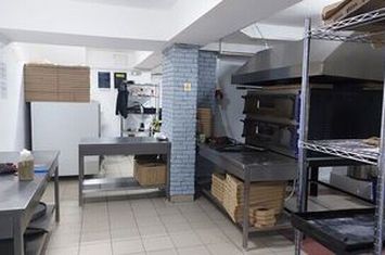 Titan - Piata 1 Decembrie 100 mp anunturi imobiliare Bucuresti