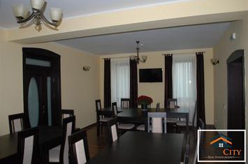 Apartament 10 camere de vanzare MIRON COSTIN - Arad anunturi imobiliare Arad
