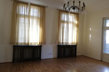 Inchiriere spatiu de birouri intr-o vila interbelica de pe Bulevardul Dacia, P+2E+M, 534 mp utili, anunturi imobiliare Bucuresti