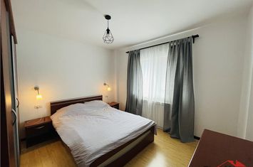Apartament 4 camere de inchiriat CENTRAL - Vrancea anunturi imobiliare Vrancea