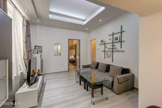 Apartament 3 camere de vânzare Bucuresti - P-ta Victoriei