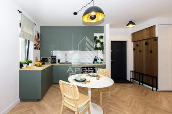Apartament modern 2 camere, zona centrala anunturi imobiliare Arad