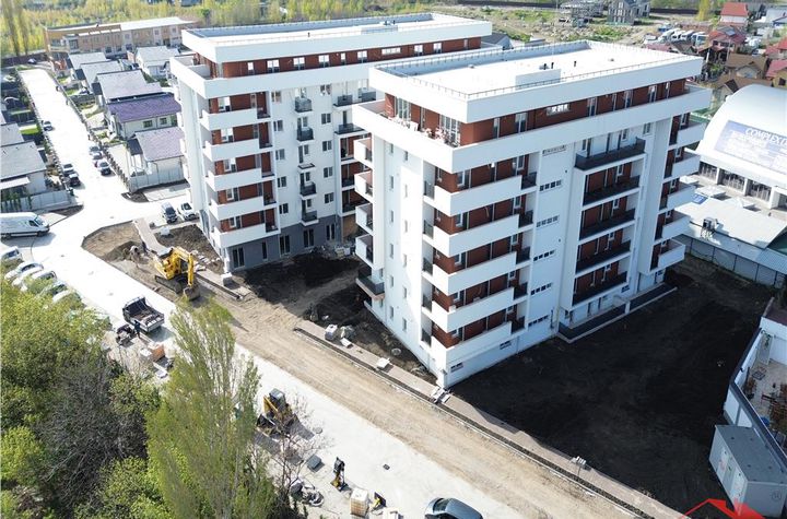 Apartament 3 camere de vanzare VEST - Vrancea anunturi imobiliare Vrancea
