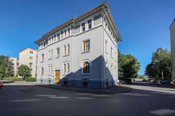 Clădire administrativă renovată integral – oportunitate investițională – Brașov anunturi imobiliare Brasov