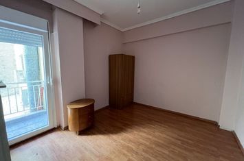 Garsonieră 30 mp, etaj 2 — Serres (Taxiarches) anunturi imobiliare Grecia