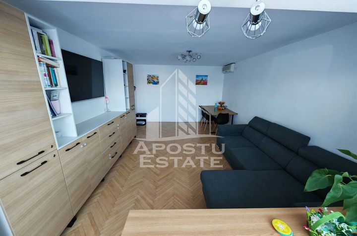 Apartament 4 camere, 2 bai, 2 balcoane,centrala proprie, etajul 2 anunturi imobiliare Timis