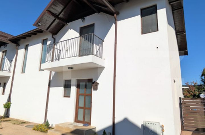 Vilă - 4 camere de vanzare TARGOVISTE - Dambovita anunturi imobiliare Dambovita