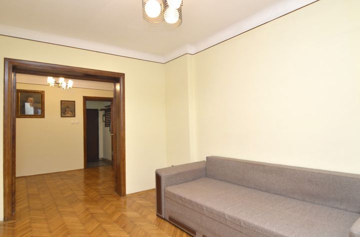 Apartament 3 camere de inchiriat DACIA - Bucuresti anunturi imobiliare Bucuresti