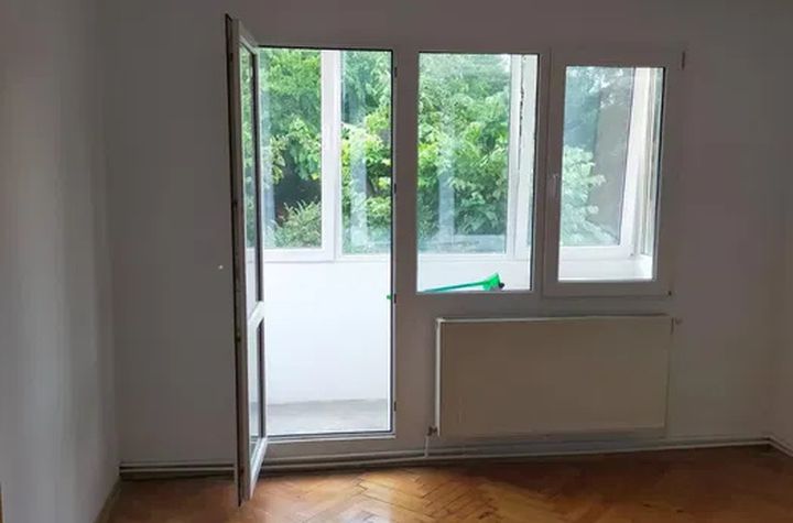 Apartament 3 camere de inchiriat ASTRA - Brasov anunturi imobiliare Brasov