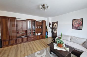 Apartament 2 camere de vanzare BACIU - Cluj anunturi imobiliare Cluj