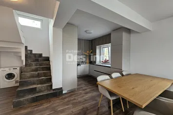 Vilă - 4 camere de vanzare TOMESTI - Iasi anunturi imobiliare Iasi