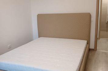 Apartament 3 camere de inchiriat TRACTORU - Brasov anunturi imobiliare Brasov