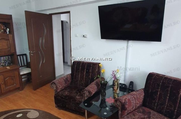 Apartament 3 camere de vanzare POIANA CAMPINA - Prahova anunturi imobiliare Prahova