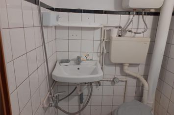 Garsonieră de vanzare BUZIASULUI - Timis anunturi imobiliare Timis