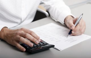 Asigurarea obligatorie pentru casă. Condiţii şi capcane de evitat. Cât vă costă