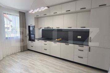 Vilă - 6 camere de vanzare RADAUTI - Suceava anunturi imobiliare Suceava
