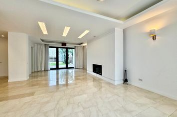 Vila 5 camere Pipera | Complex Oxford Gardens | Gradina anunturi imobiliare Bucuresti