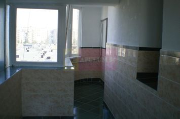 Apartament 3 camere pe bd Decebal anunturi imobiliare Bucuresti