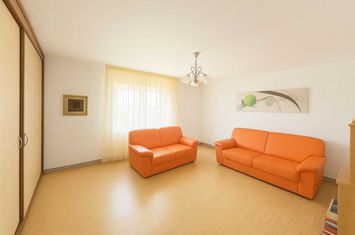 Apartament 3 camere de vanzare TEREZIAN - Sibiu anunturi imobiliare Sibiu
