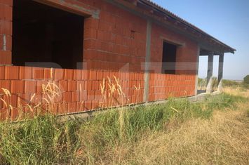 Casă - 4 camere de vanzare VIILE SATU MARE - Satu Mare anunturi imobiliare Satu Mare