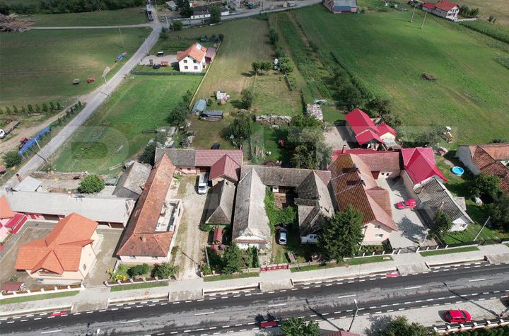 Casă - 6 camere de vanzare BRASOV - Brasov anunturi imobiliare Brasov